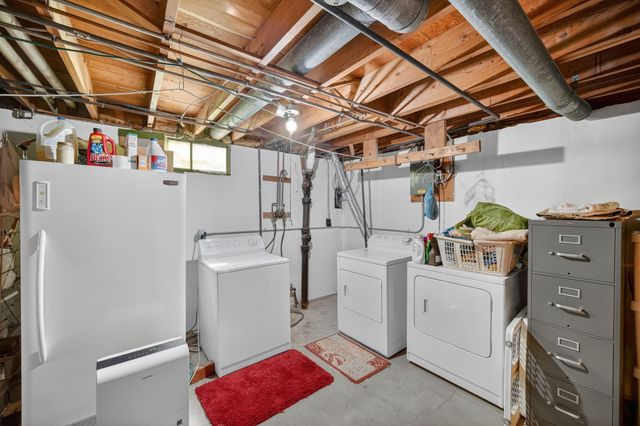 4321 65th Street, Urbandale, IA 50322