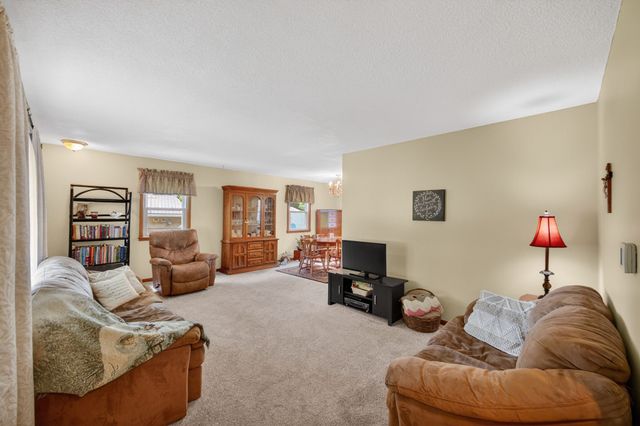 4321 65th Street, Urbandale, IA 50322