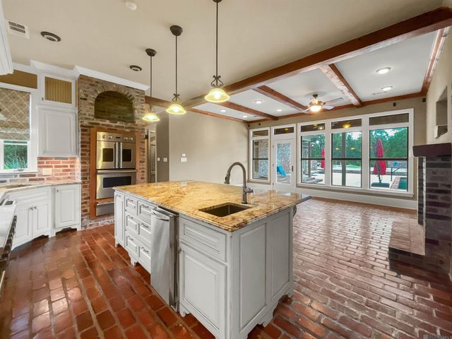 21340 Stone Bridge Ct, Denham Springs, LA 70726