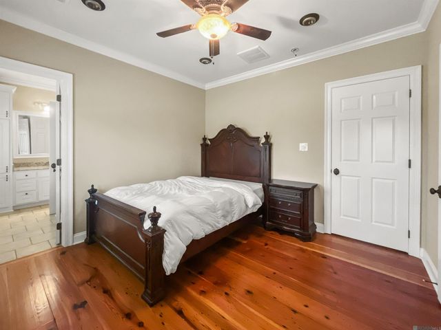 21340 Stone Bridge Ct, Denham Springs, LA 70726