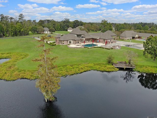 21340 Stone Bridge Ct, Denham Springs, LA 70726