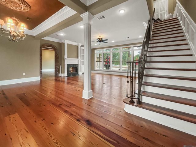 21340 Stone Bridge Ct, Denham Springs, LA 70726