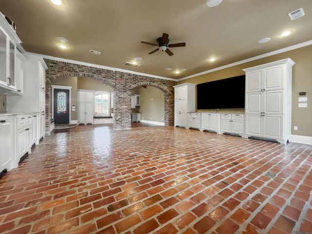 21340 Stone Bridge Ct, Denham Springs, LA 70726