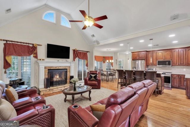 211 Graymist Path, Loganville, GA 30052