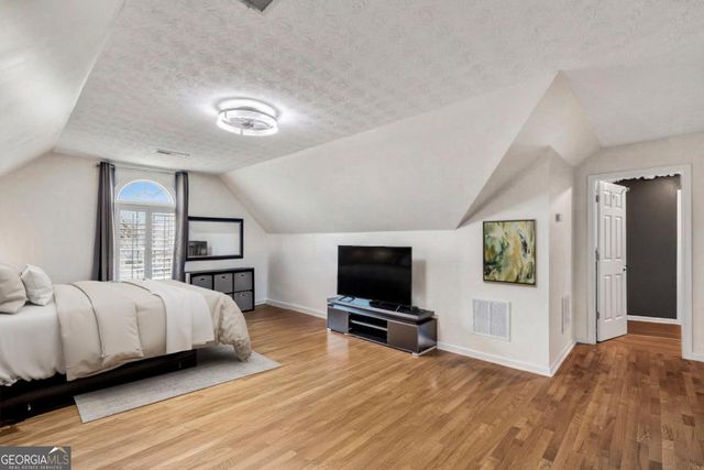 211 Graymist Path, Loganville, GA 30052