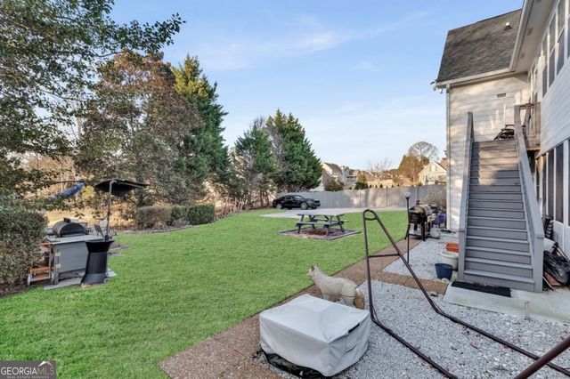 211 Graymist Path, Loganville, GA 30052