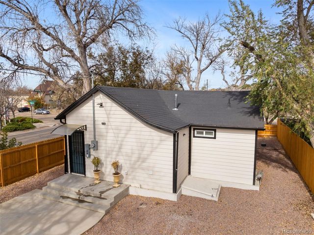 526 W 9th Street, Pueblo, CO 81003