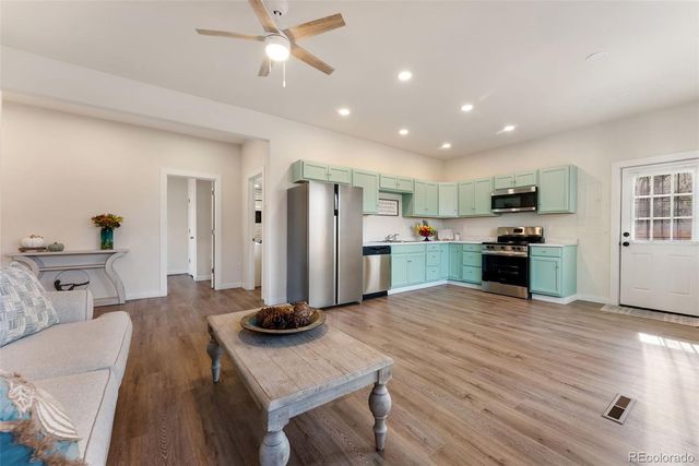 526 W 9th Street, Pueblo, CO 81003