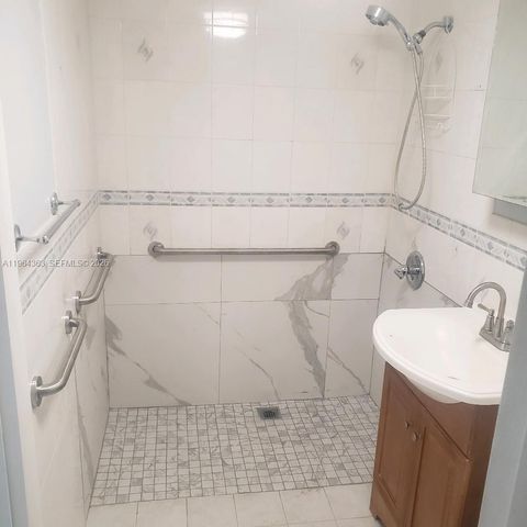 1591 NE Miami Gardens Dr 103, Miami, FL 33179