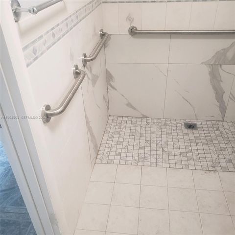 1591 NE Miami Gardens Dr 103, Miami, FL 33179