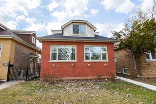 1902 S 9th Avenue, Maywood, IL 60153