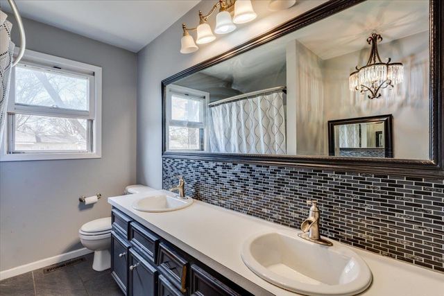 1435 N Brunswick St, Wichita, KS 67212