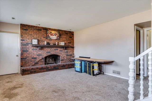 1435 N Brunswick St, Wichita, KS 67212