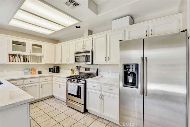1813 Huntington Street, Huntington Beach, CA 92648