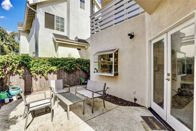 1813 Huntington Street, Huntington Beach, CA 92648