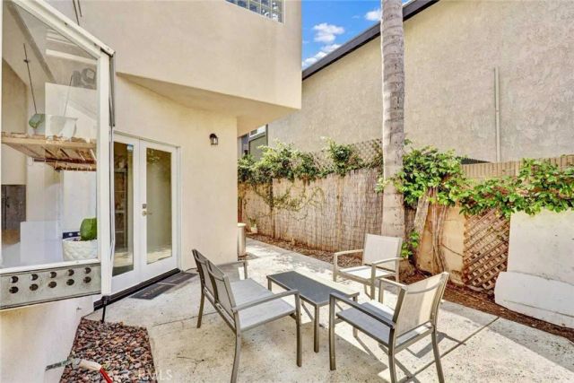 1813 Huntington Street, Huntington Beach, CA 92648