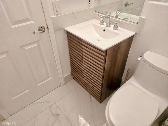 1813 Huntington Street, Huntington Beach, CA 92648