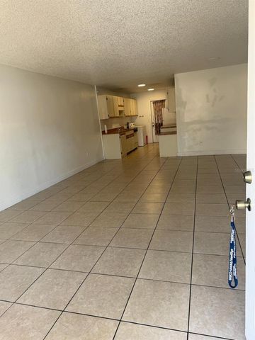 500 E ROSEWOOD LANE 154, Tavares, FL 32778