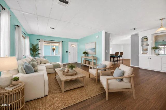 5540 W 5th 111, Oxnard, CA 93035