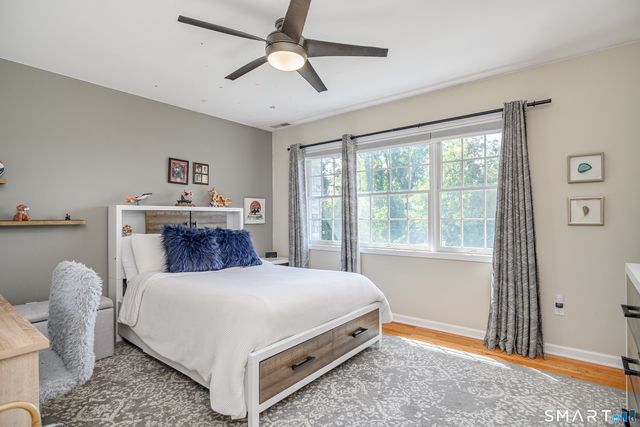 8 Woodridge Lane, New Fairfield, CT 06812