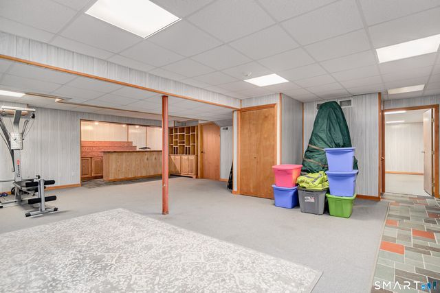 8 Woodridge Lane, New Fairfield, CT 06812