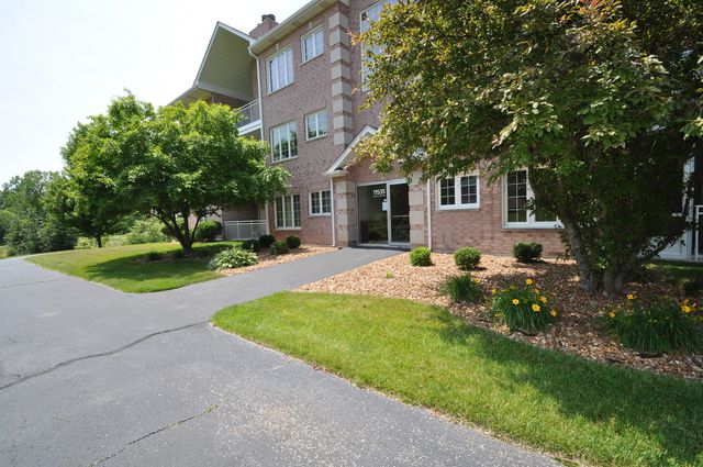 11535 SETTLERS POND Way 1C, Orland Park, IL 60467