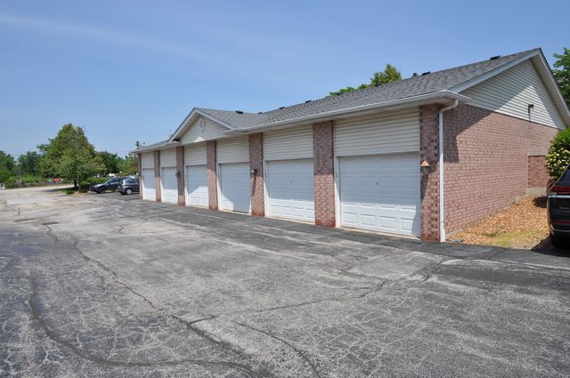 11535 SETTLERS POND Way 1C, Orland Park, IL 60467