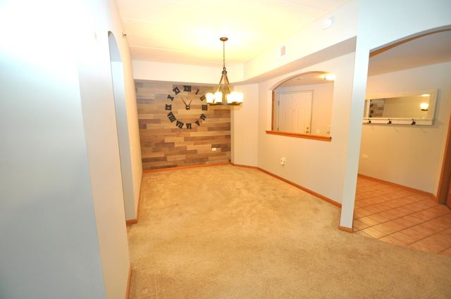 11535 SETTLERS POND Way 1C, Orland Park, IL 60467