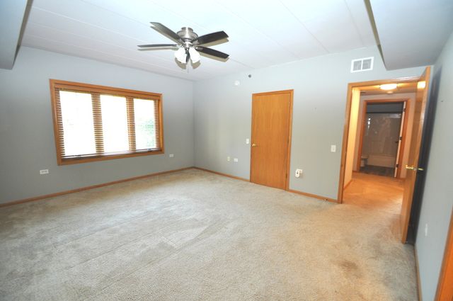 11535 SETTLERS POND Way 1C, Orland Park, IL 60467