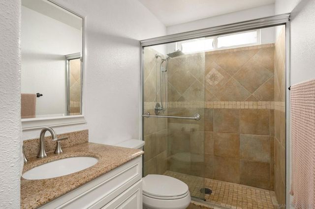 5965 Grewia St, San Diego, CA 92114