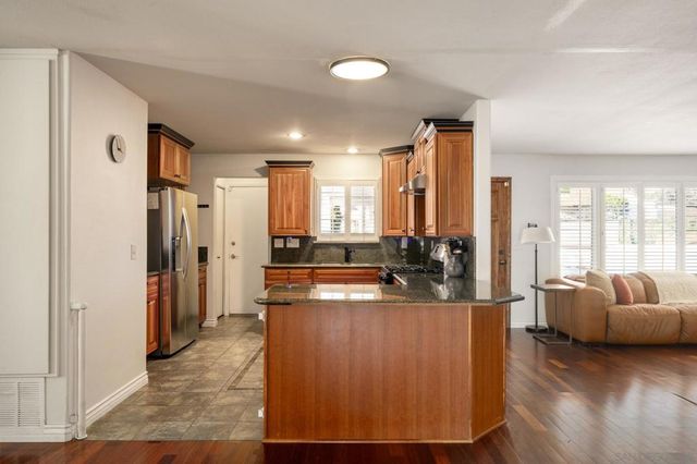 5965 Grewia St, San Diego, CA 92114