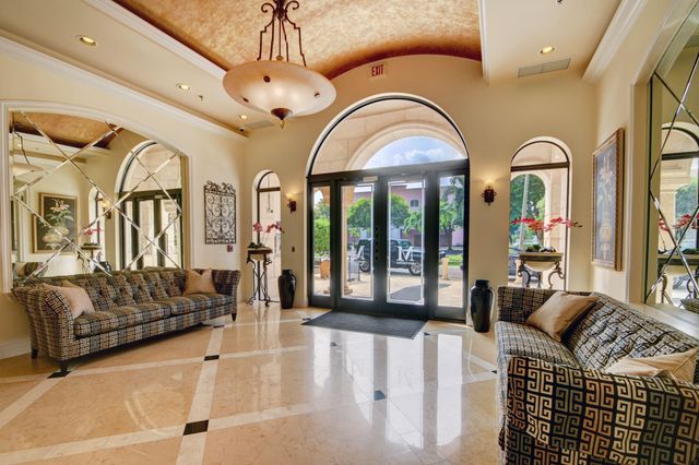 616 Clearwater Park Road 913, West Palm Beach, FL 33401