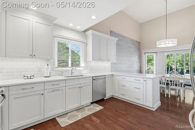 52425 Bryan Michael Drive, Macomb, MI 48042