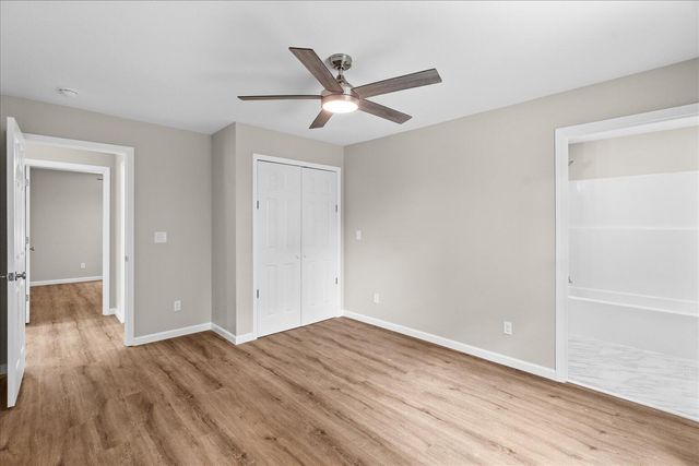 1366 Lakeview Drive, Rossville, GA 30741
