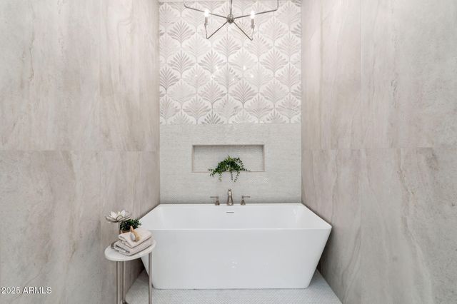 10671 E CARIBBEAN Lane, Scottsdale, AZ 85255