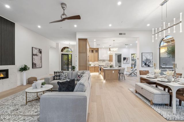 10671 E CARIBBEAN Lane, Scottsdale, AZ 85255