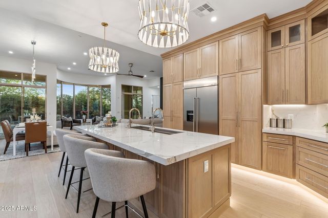 10671 E CARIBBEAN Lane, Scottsdale, AZ 85255