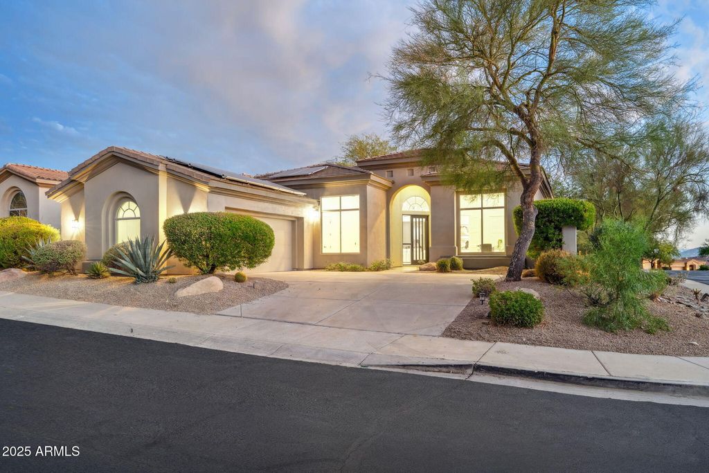 10671 E CARIBBEAN Lane, Scottsdale, AZ 85255