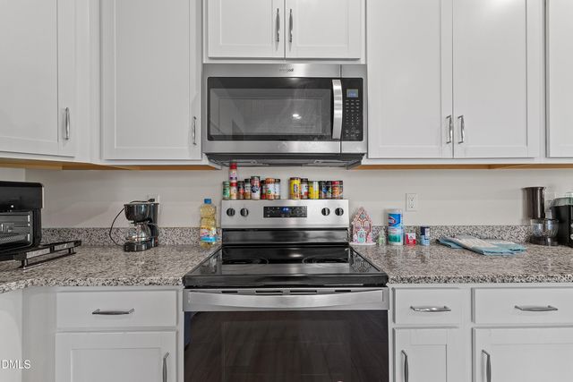 389 Channel Drop Drive, Clayton, NC 27520