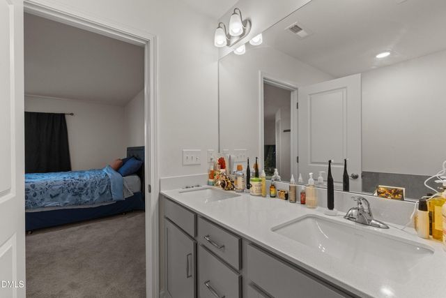 389 Channel Drop Drive, Clayton, NC 27520