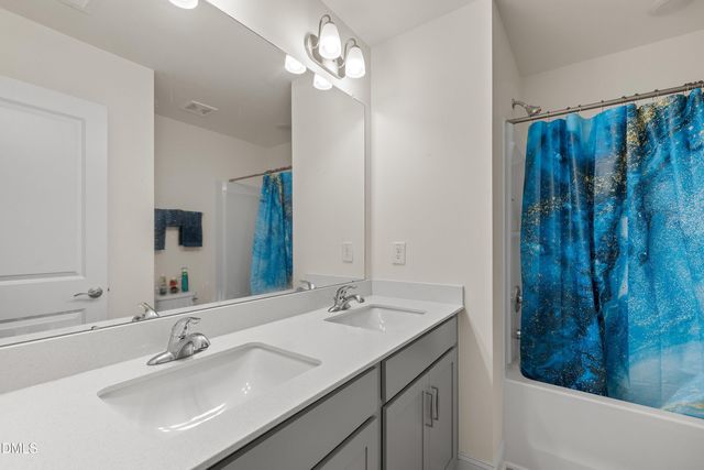 389 Channel Drop Drive, Clayton, NC 27520