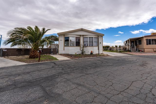 2000 Windcurrent Dr. 147, Rosamond, CA 93560
