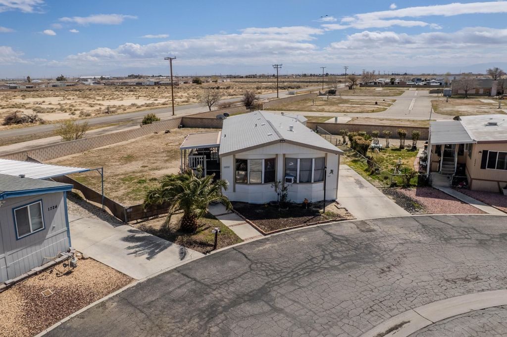 2000 Windcurrent Dr. 147, Rosamond, CA 93560