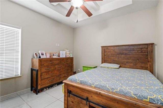 2409 E Tin Avenue, Edinburg, TX 78542