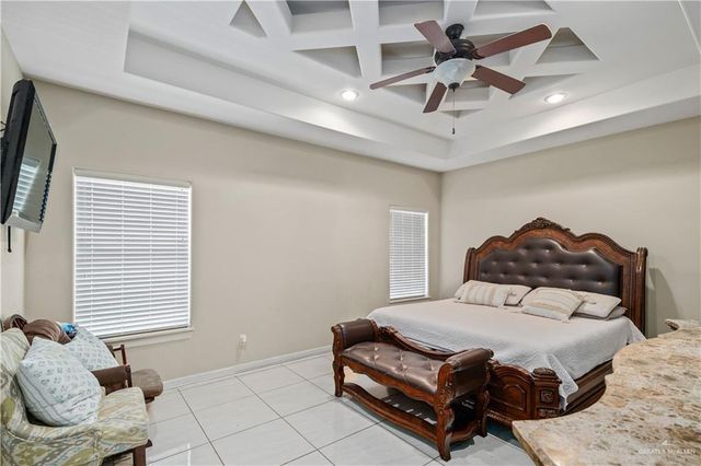 2409 E Tin Avenue, Edinburg, TX 78542