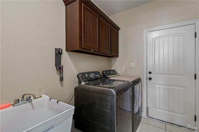 2409 E Tin Avenue, Edinburg, TX 78542