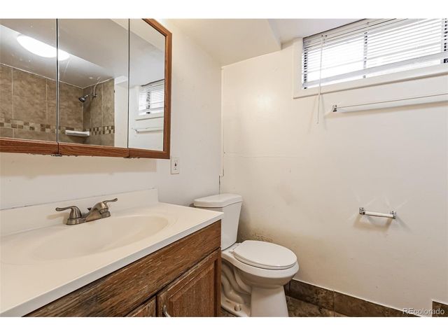 432 S Potomac Cir, Aurora, CO 80012