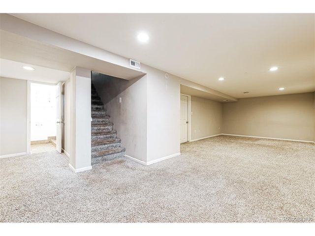 432 S Potomac Cir, Aurora, CO 80012
