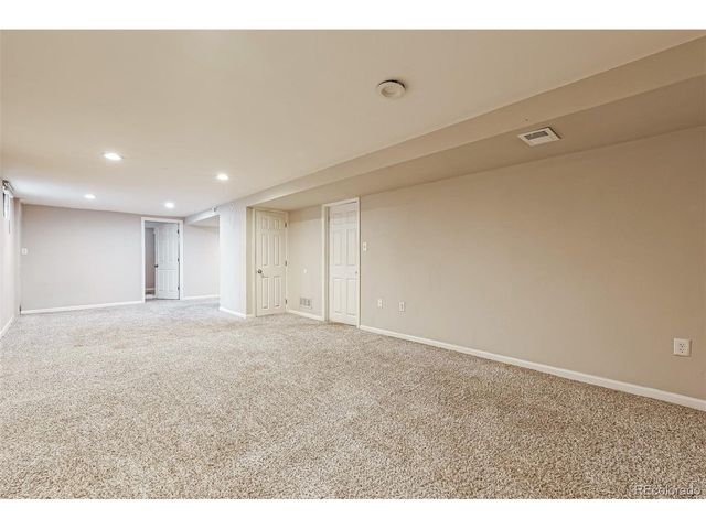 432 S Potomac Cir, Aurora, CO 80012