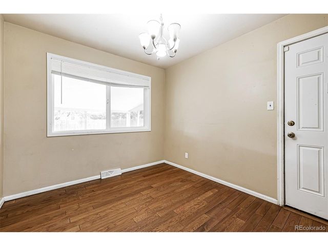 432 S Potomac Cir, Aurora, CO 80012
